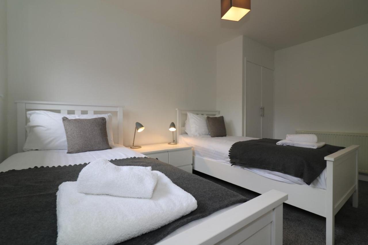 Signature - Belhaven House Hamilton Buitenkant foto
